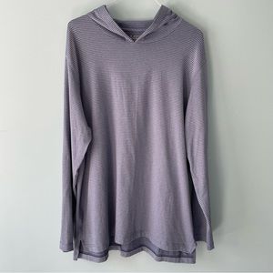 VINEYARD VINES On-the-Go Hooded T-Shirt in Gray
